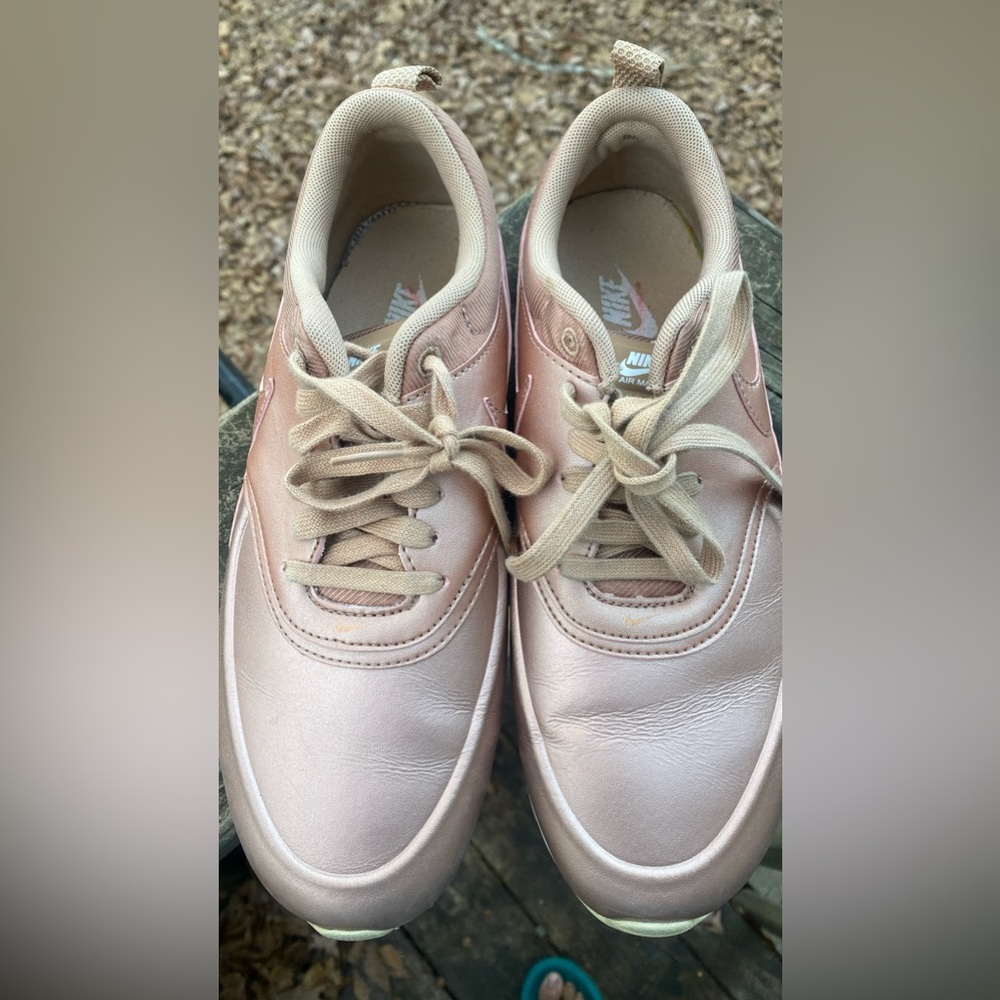 NIKE 861674-902 AIR MAX THEA SE METALLIC BRONZE ROSE GOLD SNEAKERS SIZE 9.5